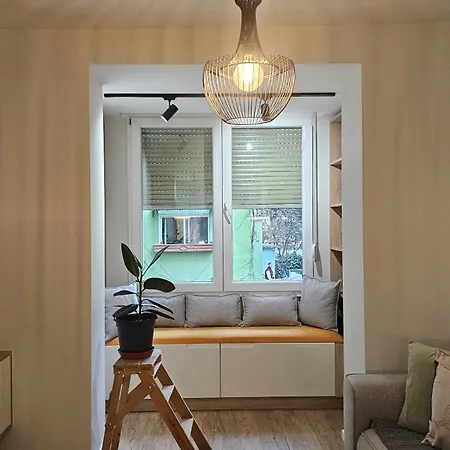 Elegant One Bedroom Myslym Shyri Tirana
